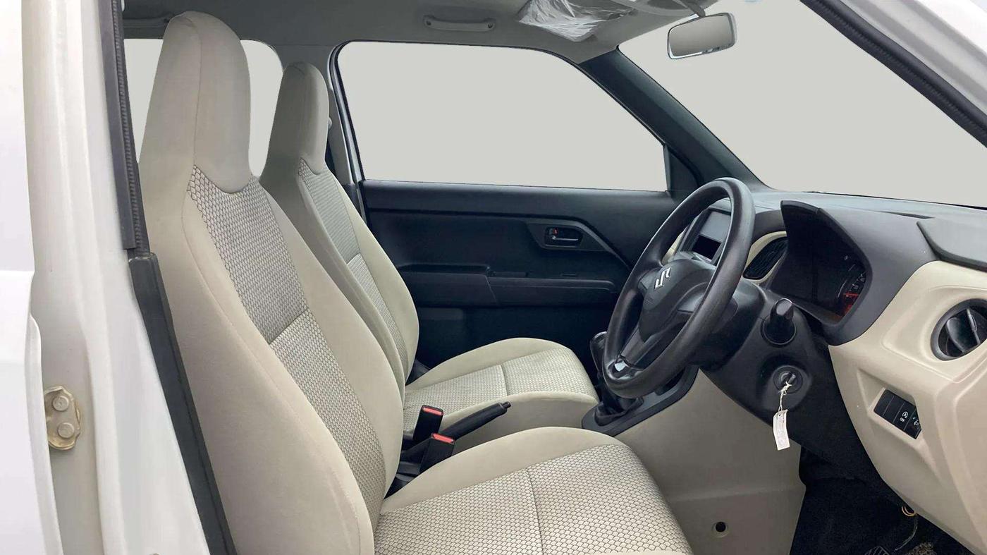 2023 Maruti New Wagon-R LXI 1.0, Petrol, Manual, 45,066 km, Right Side Front Door Cabin