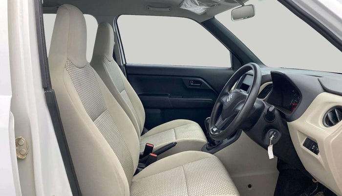 2023 Maruti New Wagon-R LXI 1.0, Petrol, Manual, 45,066 km, Right Side Front Door Cabin