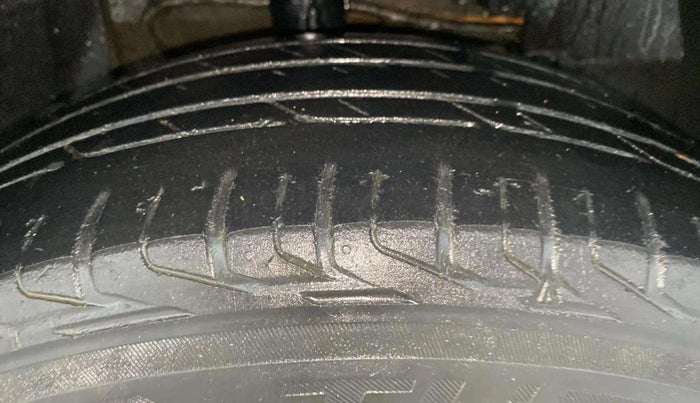 2018 Tata NEXON XZA PLUS DIESEL, Diesel, Automatic, 72,058 km, Right Front Tyre Tread