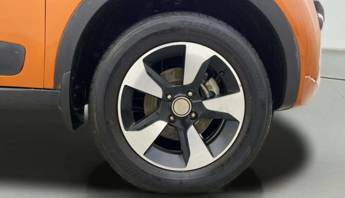 2018 Tata NEXON XZA PLUS DIESEL, Diesel, Automatic, 72,058 km, Right Front Wheel