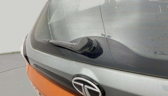 2018 Tata NEXON XZA PLUS DIESEL, Diesel, Automatic, 72,058 km, Rear Wiper