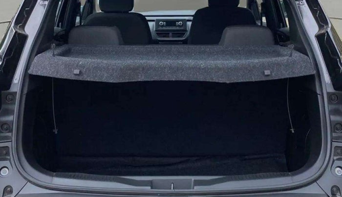 2024 Renault Kiger RXL MT, Petrol, Manual, 1,842 km, Boot Inside