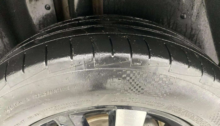 2020 MG HECTOR SHARP 1.5 DCT PETROL, Petrol, Automatic, 62,170 km, Right Rear Tyre Tread