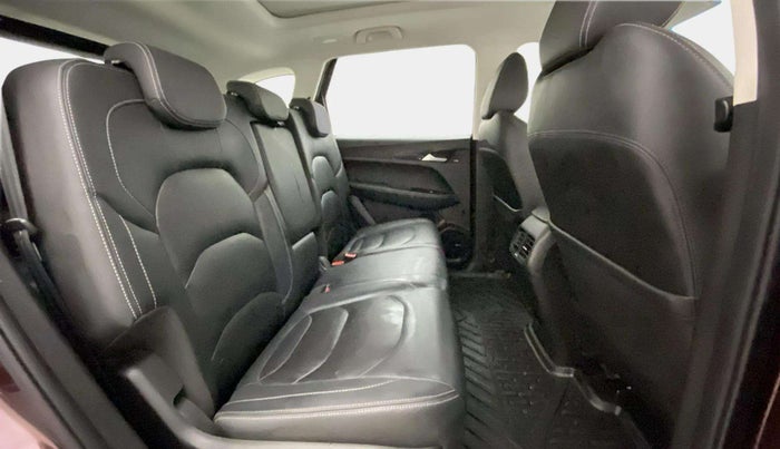2020 MG HECTOR SHARP 1.5 DCT PETROL, Petrol, Automatic, 62,170 km, Right Side Rear Door Cabin