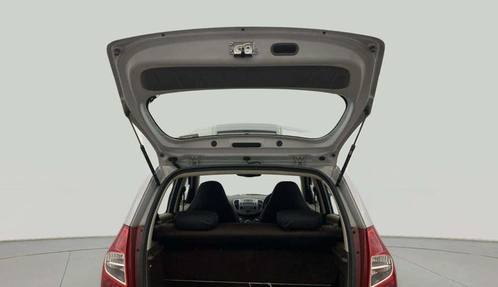 2013 Hyundai i10 SPORTZ 1.2 AT, CNG, Automatic, 89,023 km, Boot Door Open