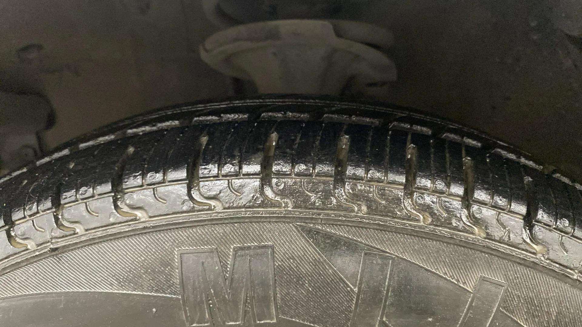 LHS-Front-Tyre-Tread-20