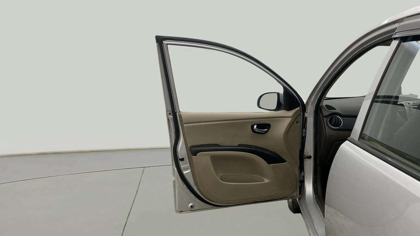 2013 Hyundai i10 SPORTZ 1.2 AT, Petrol, Automatic, 89,634 km, LHS Front Door