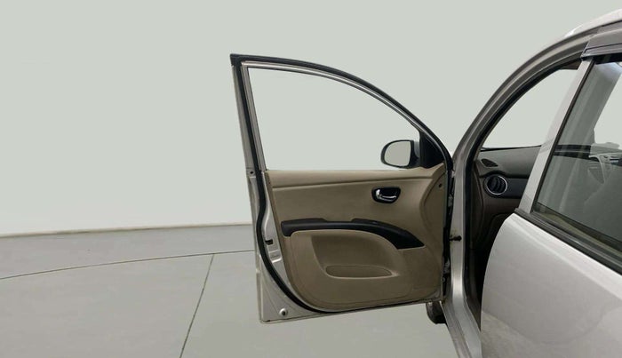 2013 Hyundai i10 SPORTZ 1.2 AT, CNG, Automatic, 89,023 km, LHS Front Door