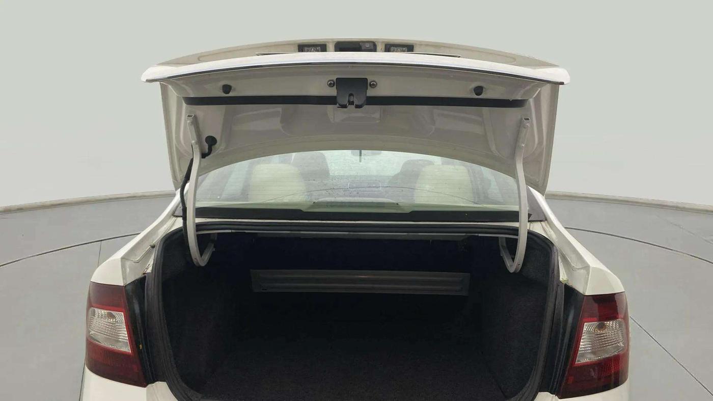 2021 Skoda Rapid STYLE AT TSI, Petrol, Automatic, 43,721 km, Boot Door Open