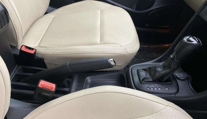 2021 Skoda Rapid STYLE AT TSI, Petrol, Automatic, 43,721 km, Gear Lever