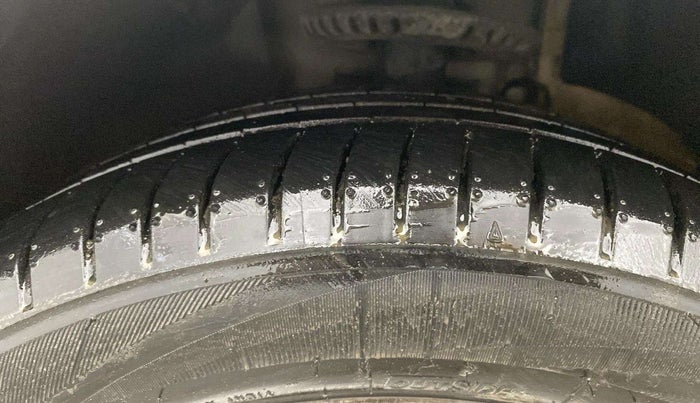 2021 Skoda Rapid STYLE AT TSI, Petrol, Automatic, 43,721 km, Left Front Tyre Tread