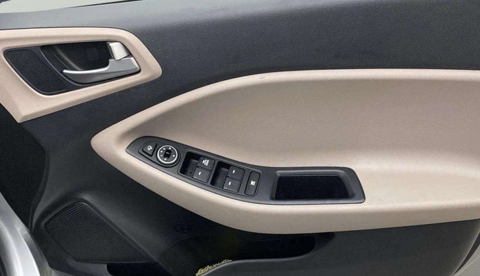 2019 Hyundai Elite i20 SPORTZ PLUS 1.2, Petrol, Manual, 21,778 km, Driver Side Door Panels Control