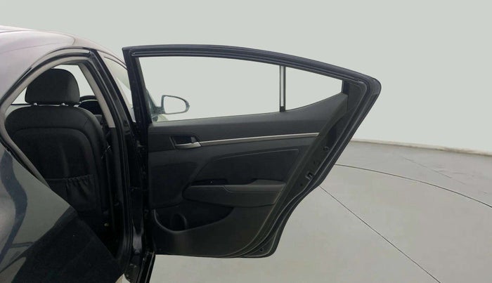 2017 Hyundai New Elantra 2.0 SX(O) AT PETROL, Petrol, Automatic, 73,077 km, RHS Rear Door