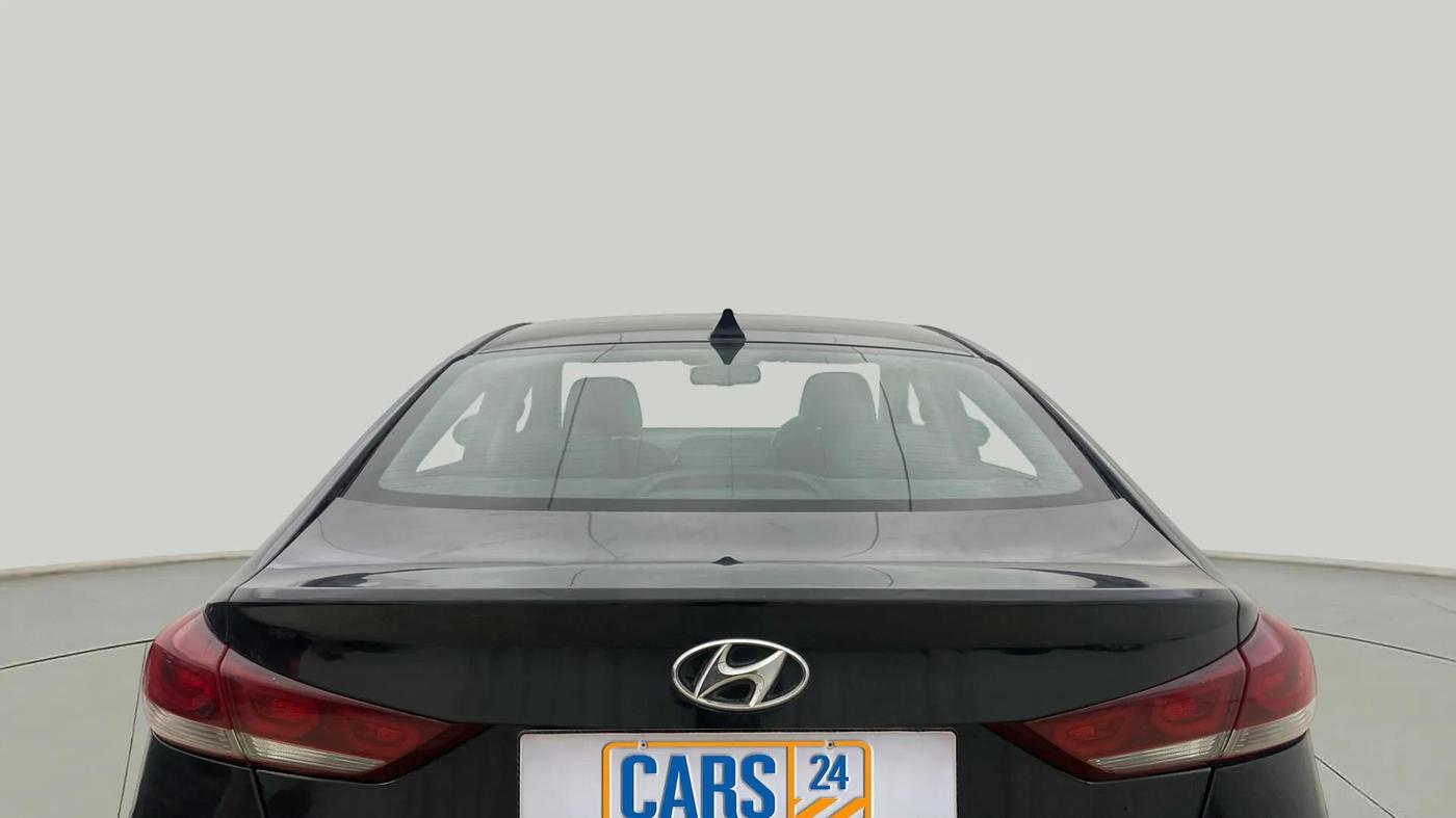 2017 Hyundai New Elantra 2.0 SX(O) AT PETROL, Petrol, Automatic, 73,077 km, Rear Windshield