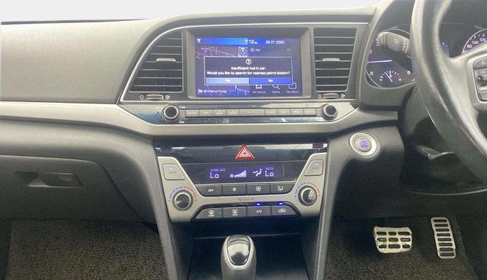 2017 Hyundai New Elantra 2.0 SX(O) AT PETROL, Petrol, Automatic, 73,077 km, Air Conditioner