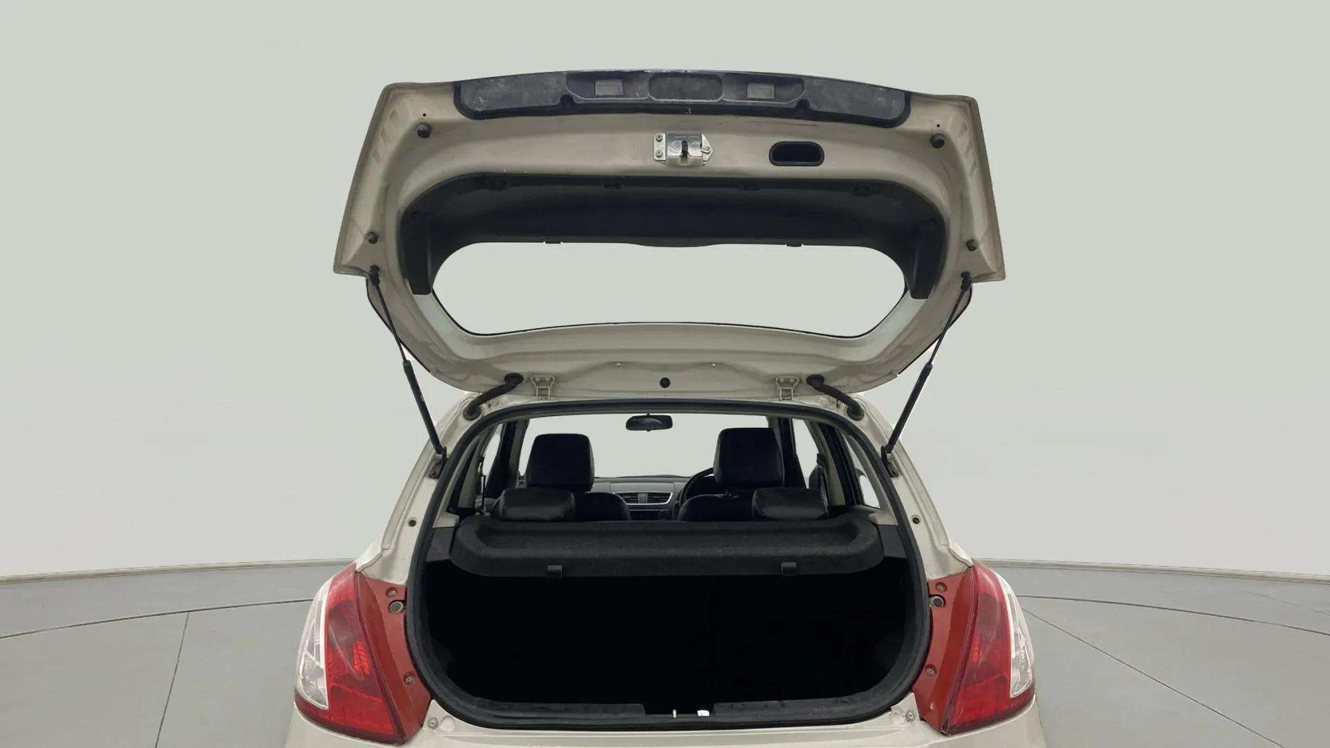 Boot-Open-Top-Half-View-43