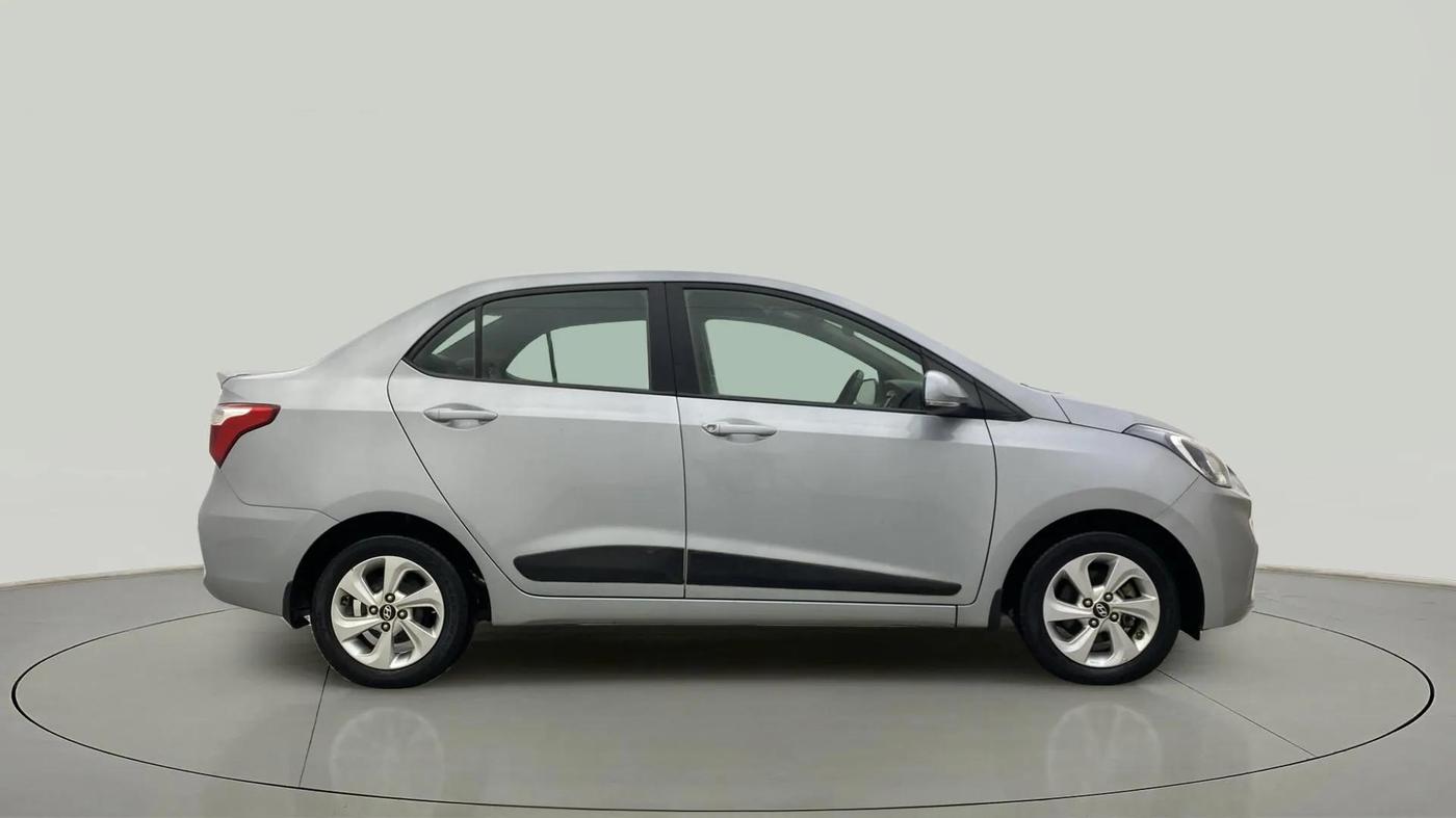 2019 Hyundai Xcent SX 1.2, Petrol, Manual, 31,452 km, Right Side View