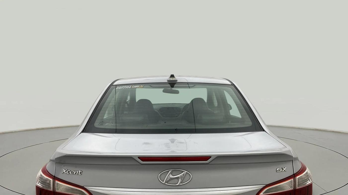 2019 Hyundai Xcent SX 1.2, Petrol, Manual, 31,452 km, Rear Windshield