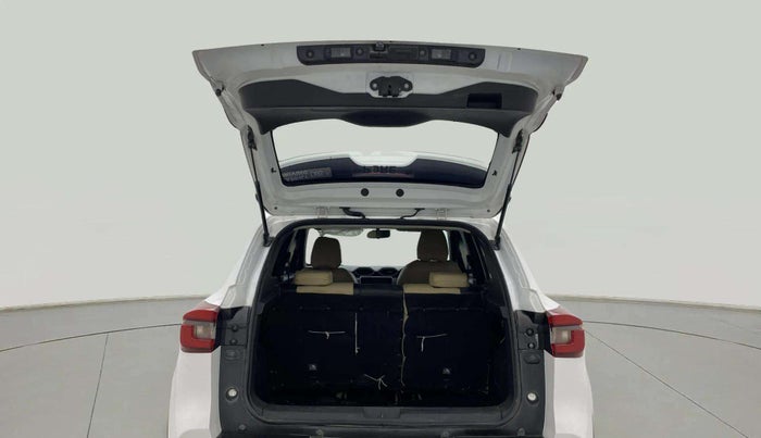 2021 Nissan MAGNITE XV PREMIUM TURBO CVT, Petrol, Automatic, 42,815 km, Boot Door Open
