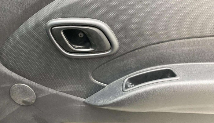 2018 Datsun Redi Go T(O) 1.0, Petrol, Manual, 31,108 km, Driver Side Door Panels Control