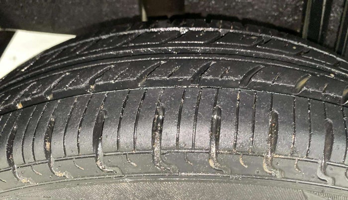 2018 Datsun Redi Go T(O) 1.0, Petrol, Manual, 31,108 km, Right Rear Tyre Tread
