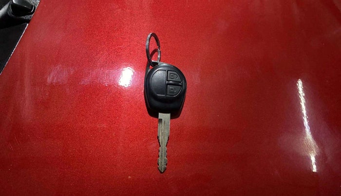 2013 Maruti Wagon R 1.0 VXI, Petrol, Manual, 47,435 km, Key Close Up