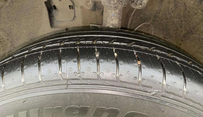2024 Hyundai VENUE S (O) Plus 1.2 Petrol , Petrol, Manual, 4,073 km, Left Front Tyre Tread