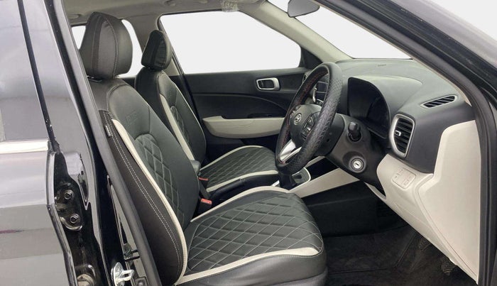2024 Hyundai VENUE S (O) Plus 1.2 Petrol , Petrol, Manual, 4,073 km, Right Side Front Door Cabin