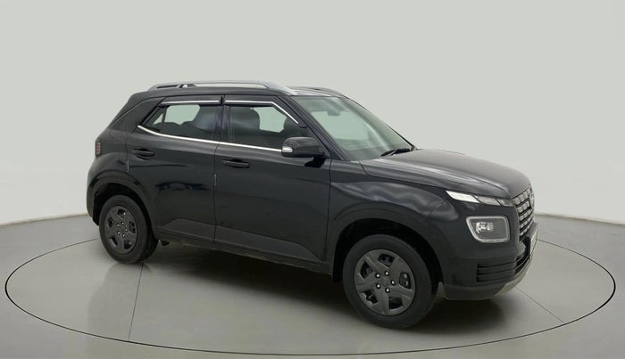 2024 Hyundai VENUE S (O) Plus 1.2 Petrol , Petrol, Manual, 4,073 km, Right Front Diagonal
