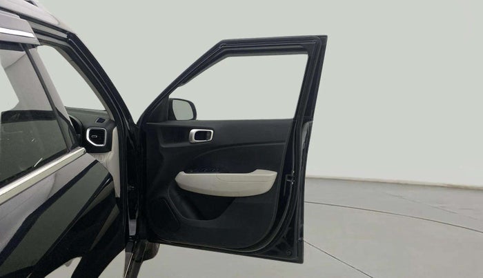 2024 Hyundai VENUE S (O) Plus 1.2 Petrol , Petrol, Manual, 4,073 km, RHS Front Door