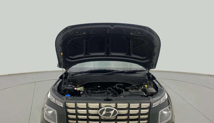 2024 Hyundai VENUE S (O) Plus 1.2 Petrol , Petrol, Manual, 4,073 km, Open Bonet