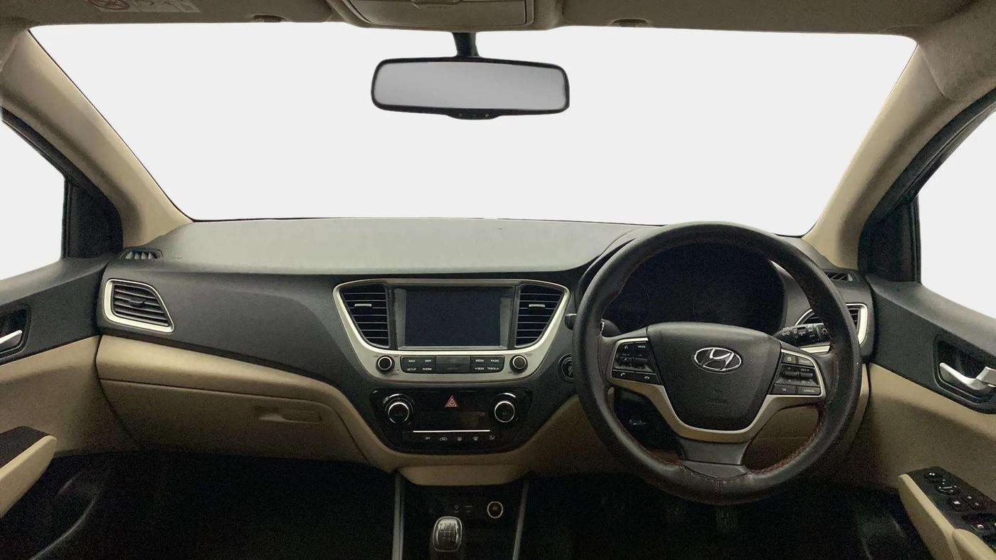 2019 Hyundai Verna 1.6 VTVT SX, Petrol, Manual, 84,090 km, Dashboard