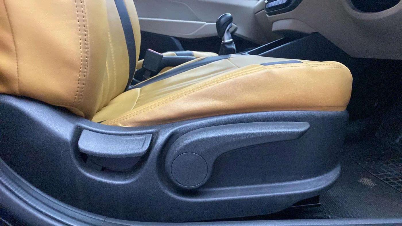 2019 Hyundai Verna 1.6 VTVT SX, Petrol, Manual, 84,090 km, Driver Side Adjustment Panel