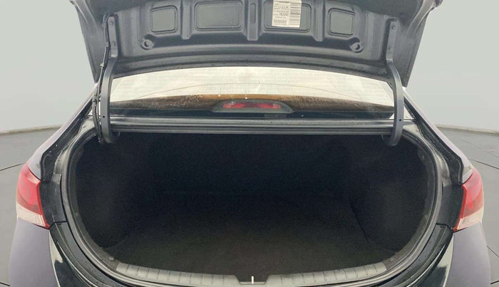 2019 Hyundai Verna 1.6 VTVT SX, Petrol, Manual, 84,018 km, Boot Inside