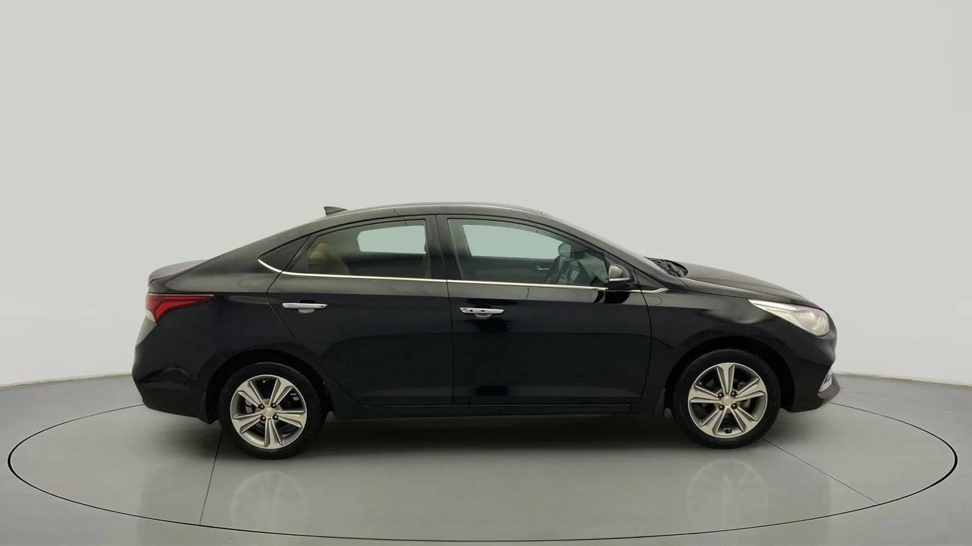 2019 Hyundai Verna 1.6 VTVT SX, Petrol, Manual, 84,090 km, Right Side View
