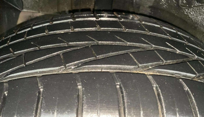 2019 Tata NEXON XMA PETROL, Petrol, Automatic, 23,759 km, Right Rear Tyre Tread