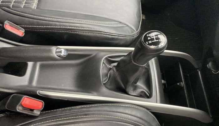 2017 Maruti Baleno DELTA PETROL 1.2, Petrol, Manual, 11,153 km, Gear Lever