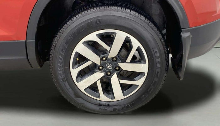 2021 Tata Harrier XZA PLUS 2.0L DUAL TONE, Diesel, Automatic, 58,623 km, Left Rear Wheel