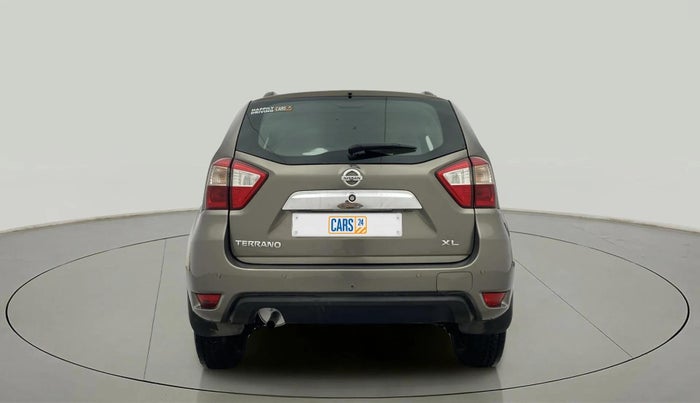 2013 Nissan Terrano XL (P), Petrol, Manual, 1,06,321 km, Back/Rear