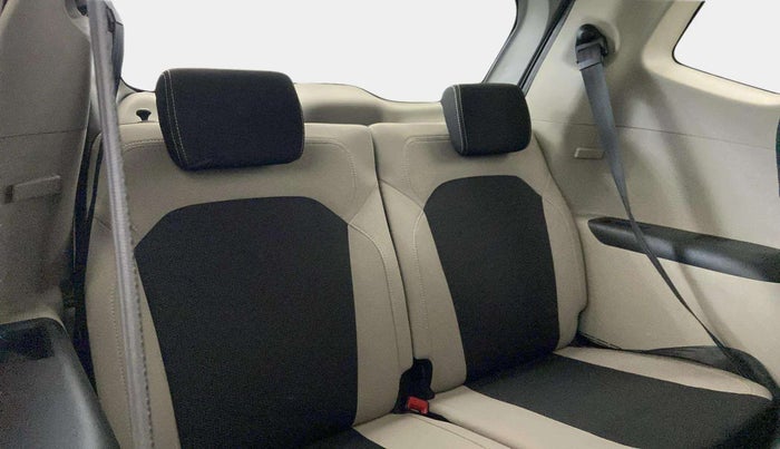 2020 Renault TRIBER RXT, Petrol, Manual, 22,060 km, Third Seat Row ( optional )