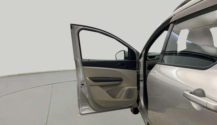 2020 Renault TRIBER RXT, Petrol, Manual, 22,060 km, LHS Front Door