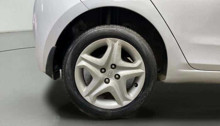2017 Hyundai Elite i20 ASTA 1.2, Petrol, Manual, 78,833 km, Right Rear Wheel