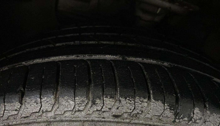 2017 Hyundai Elite i20 ASTA 1.2, Petrol, Manual, 78,833 km, Left Front Tyre Tread