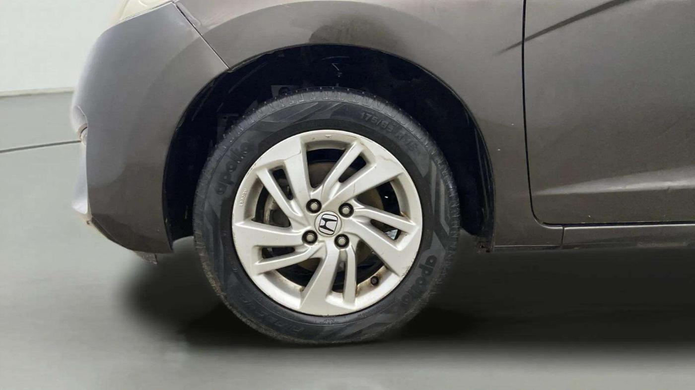 2017 Honda Jazz 1.2L I-VTEC V, Petrol, Manual, 63,249 km, Left Front Wheel