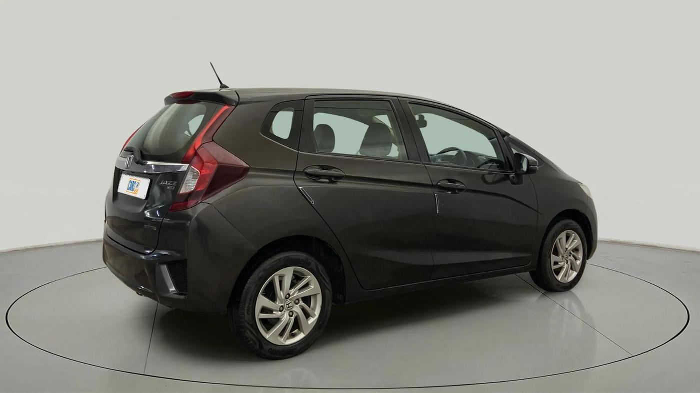 2017 Honda Jazz 1.2L I-VTEC V, Petrol, Manual, 63,249 km, Right Back Diagonal