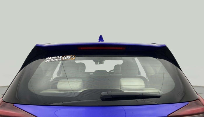 2022 Mahindra XUV700 AX 7 D MT 7 STR, Diesel, Manual, 27,415 km, Rear Windshield
