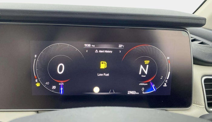 2022 Mahindra XUV700 AX 7 D MT 7 STR, Diesel, Manual, 27,415 km, Odometer Image