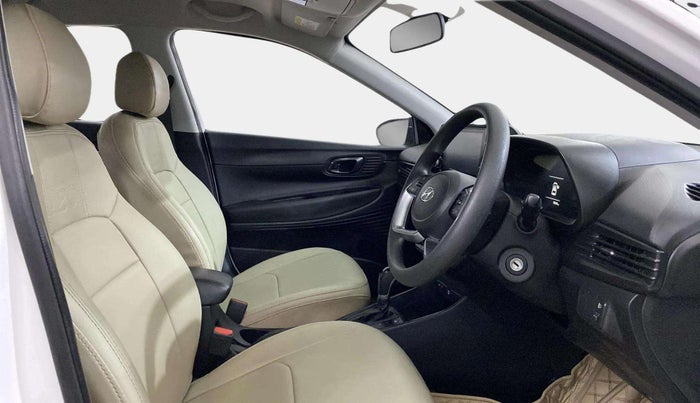 2022 Hyundai NEW I20 Sportz 1.2 IVT, Petrol, Automatic, 14,995 km, Right Side Front Door Cabin