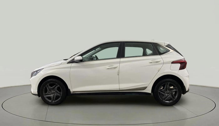 2022 Hyundai NEW I20 Sportz 1.2 IVT, Petrol, Automatic, 14,995 km, Left Side