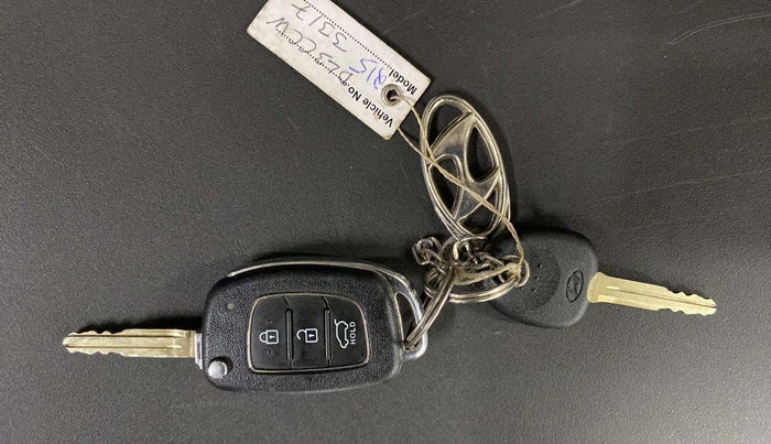 2022 Hyundai NEW I20 Sportz 1.2 IVT, Petrol, Automatic, 14,995 km, Key Close Up